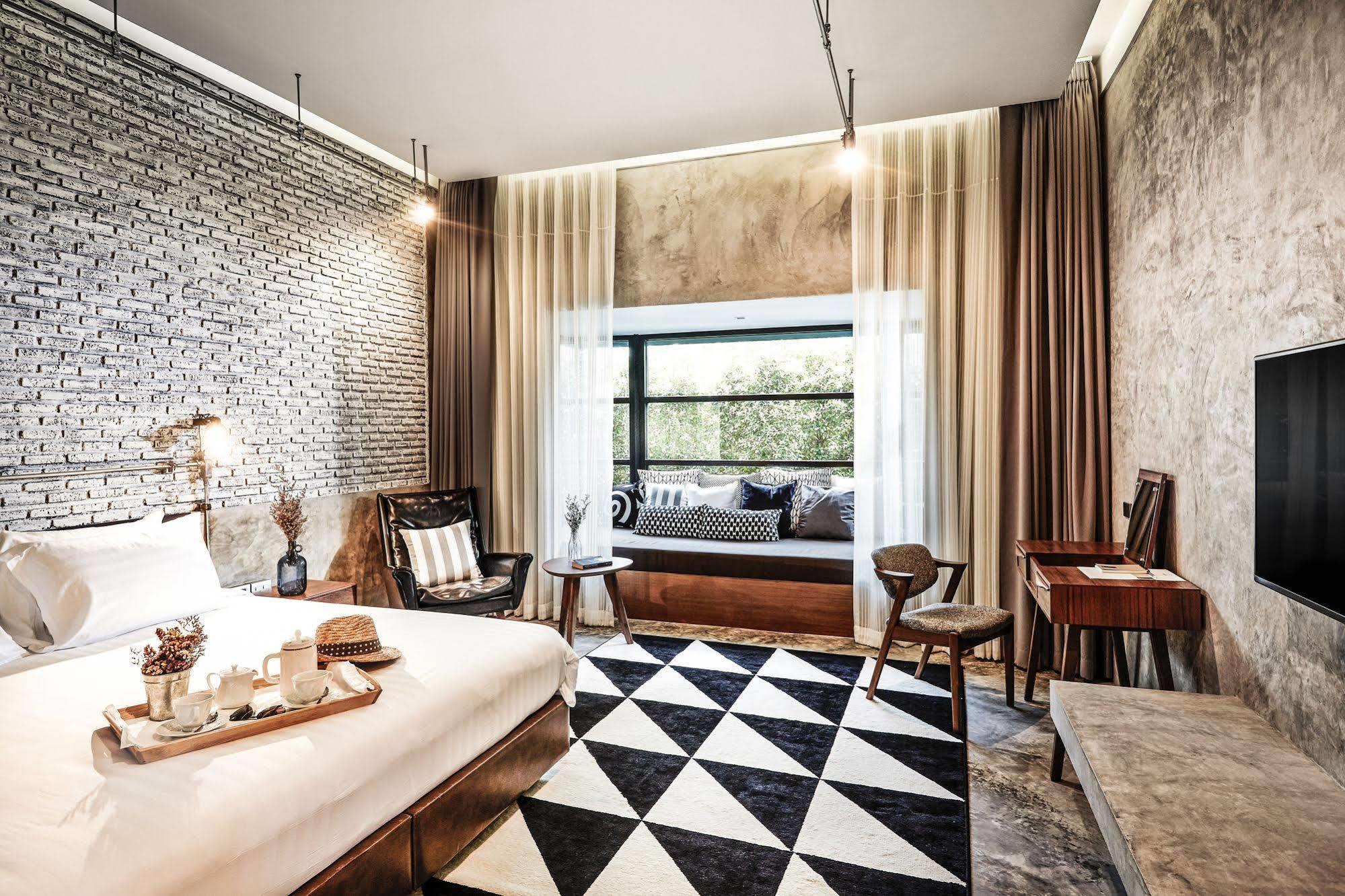 The Restro Hotel Hua Hin Bagian luar foto